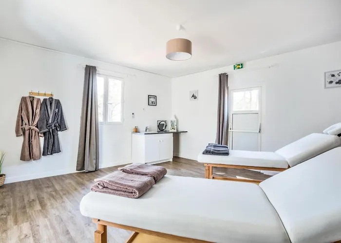 Résidence Saint-raphaël Valescure - Maeva - 4 Personnes - Sélection Mae-4651 *